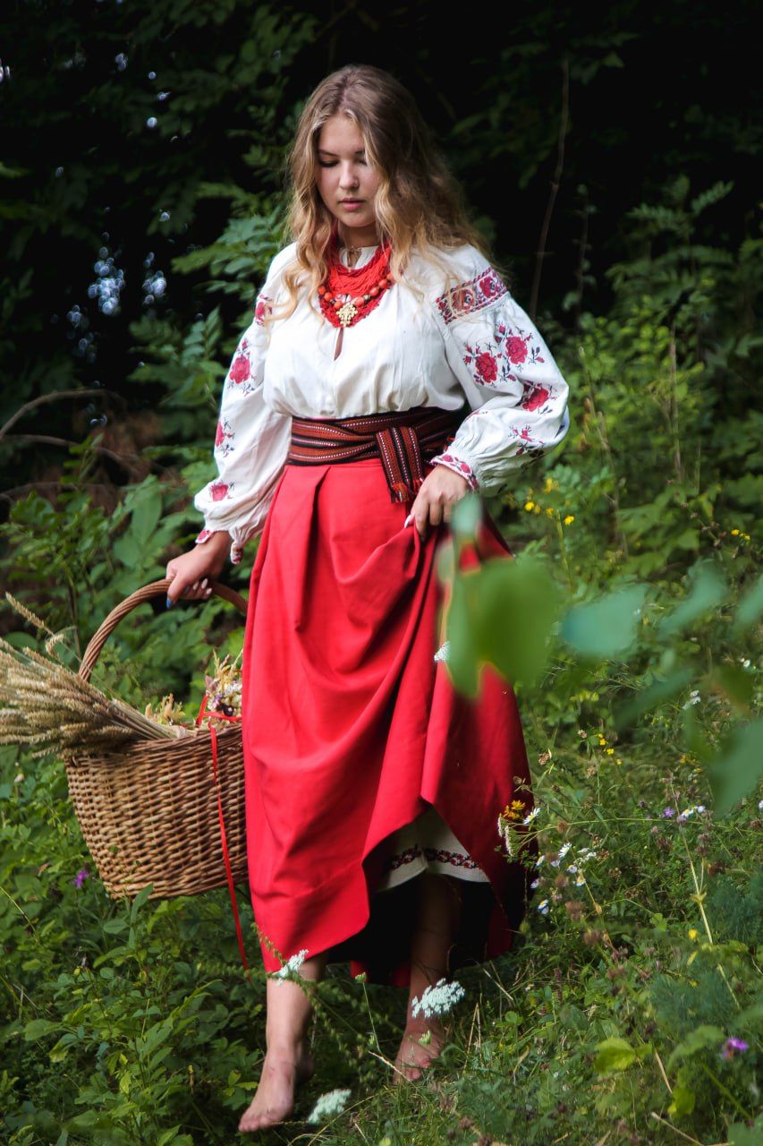 Slavic girls in Pimpri-Chinchwad