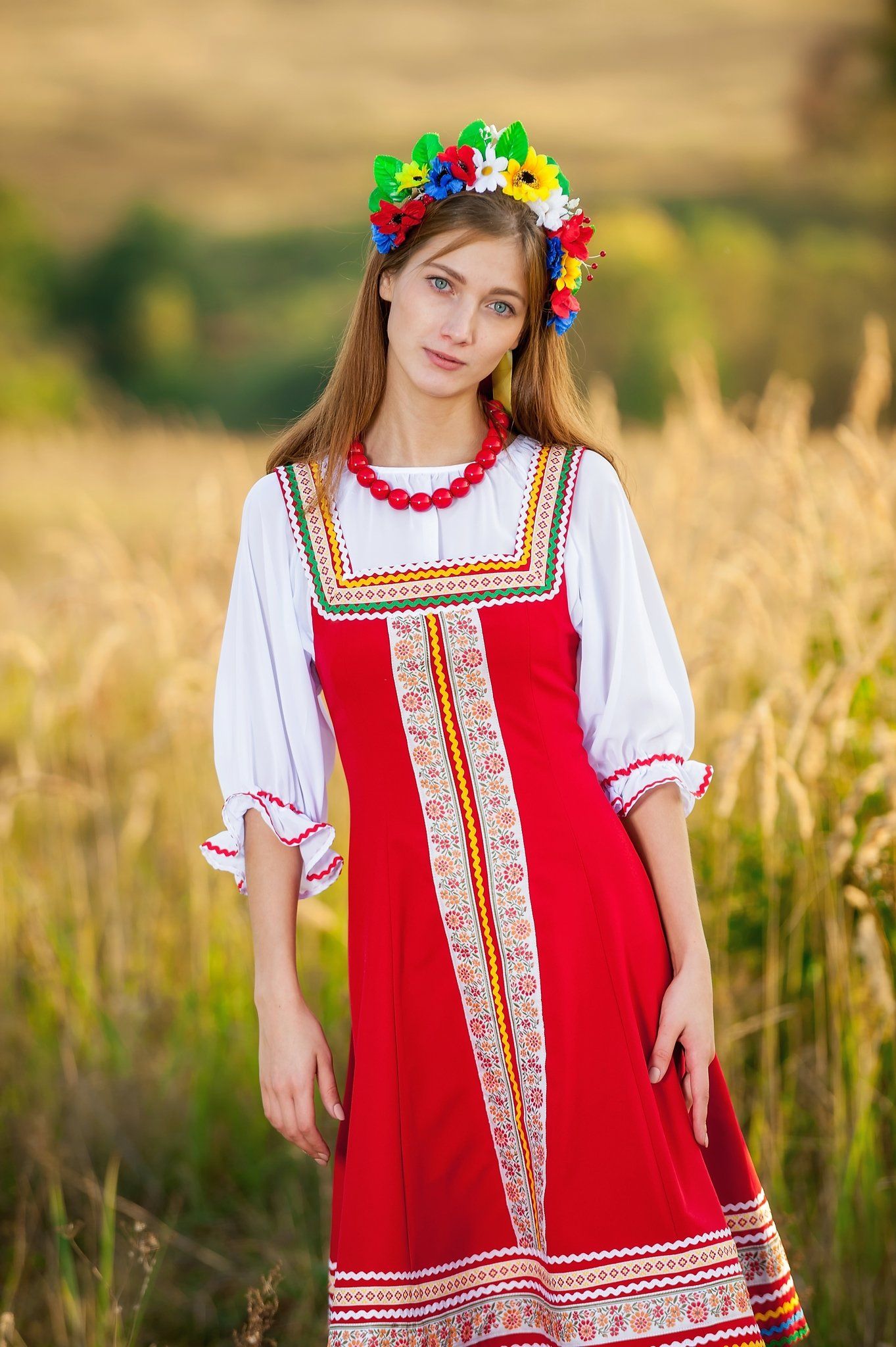 Women in Slavic costumes in Pimpri-Chinchwad